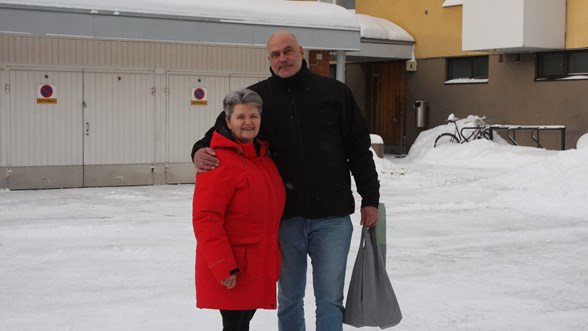 Martin ja Paula Mitikka asuvat Varman omistamassa kerrostalossa Helsingin Pajamäessä.